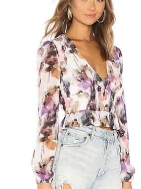 House of Harlow x Revolve - Deborah Top Chiffon w/Plunging V-Neck Floral Crop